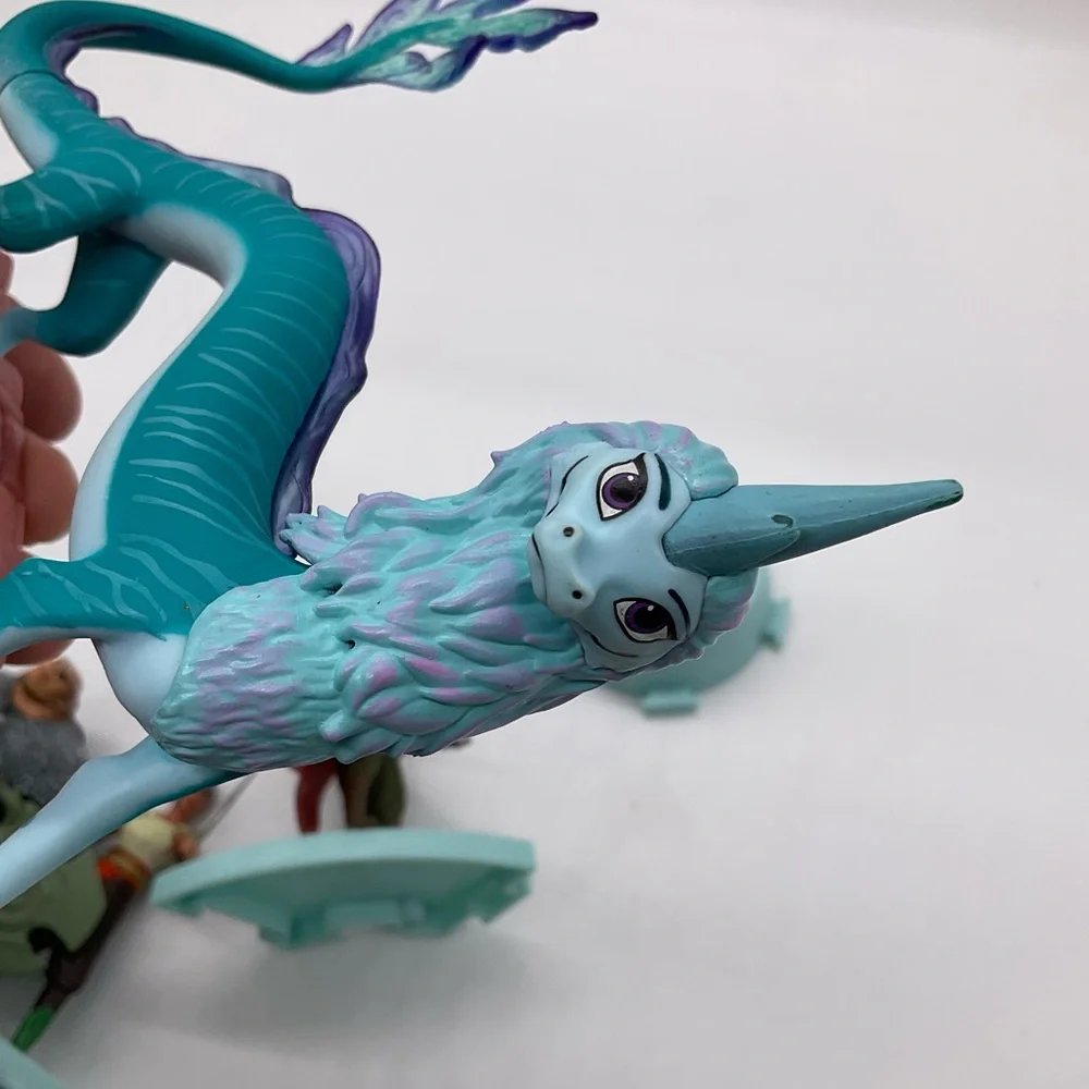 DISNEYS RAYA‎ AND THE LAST DRAGON FIGURINES